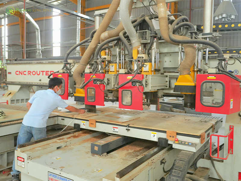 Factory wood production export in Vietnam